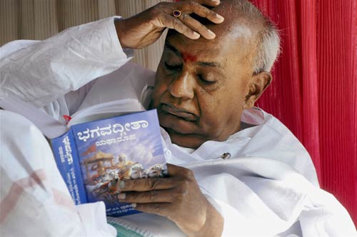 22 नवंबर 2011: तस्‍वीरों में देखें दिनभर की बड़ी खबरें | 