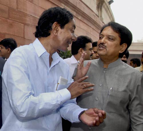 22 नवंबर 2011: तस्‍वीरों में देखें दिनभर की बड़ी खबरें | 