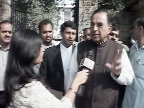 8 नवंबर 2011: तस्‍वीरों में देखें दिनभर की बड़ी खबरें