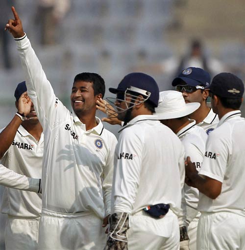 दूसरे दिन रहा वेस्‍टइंडीज का दबदबा...