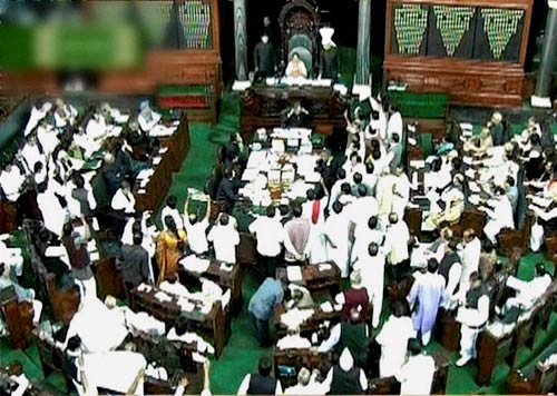 23 नवंबर 2011: तस्वीरों में देखें दिनभर की बड़ी खबरें | 