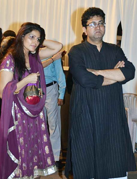 बोमन ईरानी के बेटे की रिसेप्शन पार्टी... | बोल्‍ड होती बालाएं... 