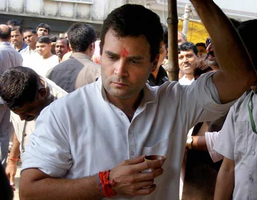 2 नवंबर 2011: तस्‍वीरों में देखें दिनभर की बड़ी खबरें | पढ़ें