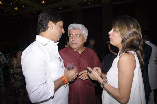 राजीव शुक्‍ला की पार्टी में उमड़ा बॉलीवुड...