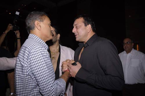 राजीव शुक्‍ला की पार्टी में उमड़ा बॉलीवुड...