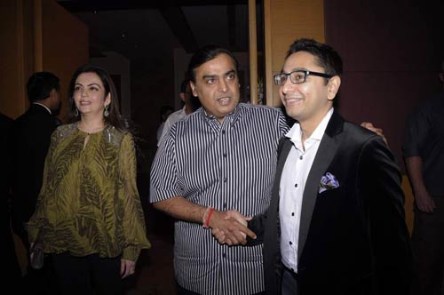 राजीव शुक्‍ला की पार्टी में उमड़ा बॉलीवुड...