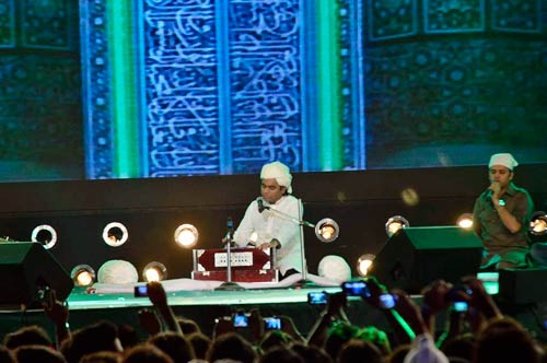 'रॉकस्‍टार' कॉन्‍सर्ट में रणबीर का धमाल | रॉकस्टार की पार्टी