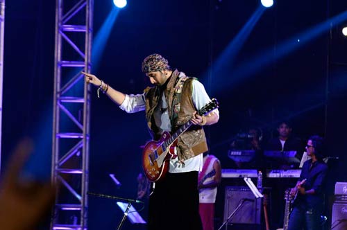 'रॉकस्‍टार' कॉन्‍सर्ट में रणबीर का धमाल | रॉकस्टार की पार्टी