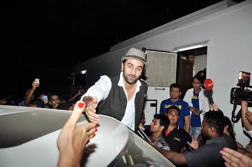 'रॉकस्‍टार' कॉन्‍सर्ट में रणबीर का धमाल | रॉकस्टार की पार्टी