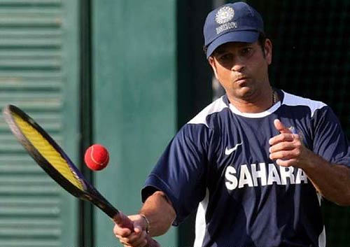 तस्‍वीरों में सचिन के शतकों की कहानी