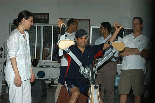 तस्‍वीरों में सचिन के शतकों की कहानी