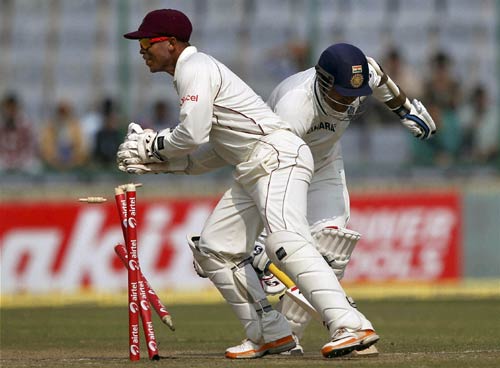 दूसरे दिन रहा वेस्‍टइंडीज का दबदबा...