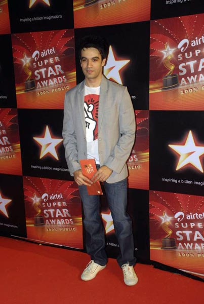 ‘स्टार सुपर स्टार अवार्डस 2011’ में सितारे | बोल्‍ड बालाएं