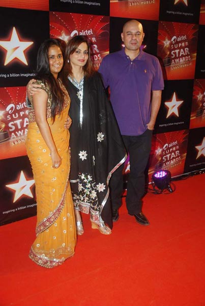 ‘स्टार सुपर स्टार अवार्डस 2011’ में सितारे | बोल्‍ड बालाएं