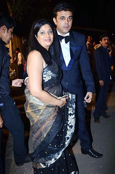 बोमन ईरानी के बेटे की रिसेप्शन पार्टी... | बोल्‍ड होती बालाएं... 