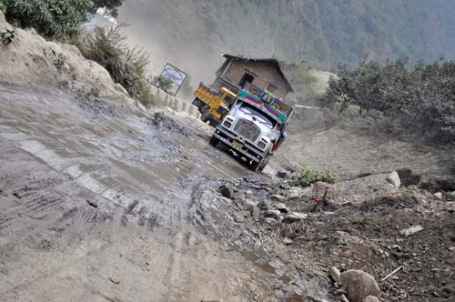 भारत-चीन युद्ध के 50 वर्ष पूरे  | चीन का दखल बढ़ा