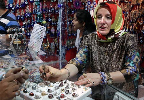 16 नवंबर 2011: तस्‍वीरों में देखें दिनभर की बड़ी खबरें  | पढ़ें