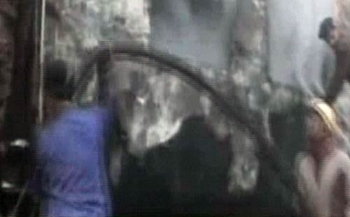 तस्‍वीरों में देखें हावड़ा-दून एक्‍सप्रेस में लगी आग...