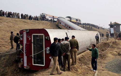 23 नवंबर 2011: तस्वीरों में देखें दिनभर की बड़ी खबरें | 