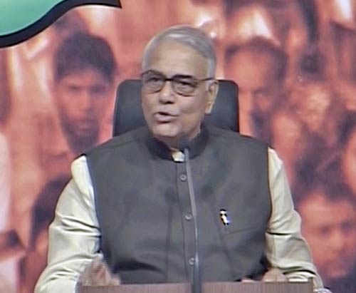 4 नवंबर 2011: तस्‍वीरों में देखें दिनभर की बड़ी खबरें | पढ़ें