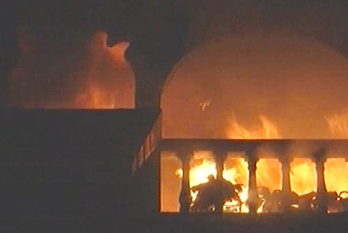 कोलकाता के रबड़ फैक्‍ट्री में लगी आग