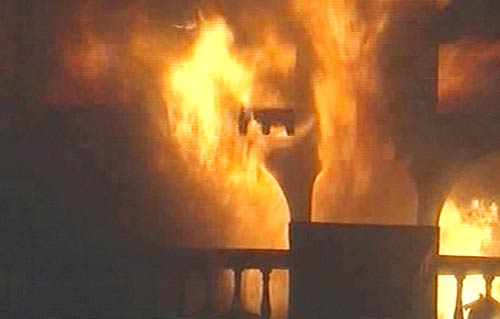 कोलकाता के रबड़ फैक्‍ट्री में लगी आग