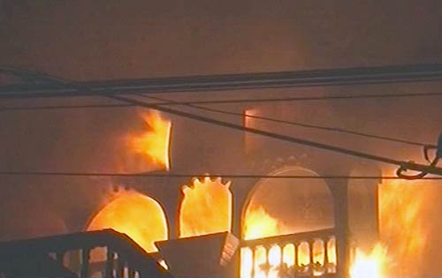 कोलकाता के रबड़ फैक्‍ट्री में लगी आग