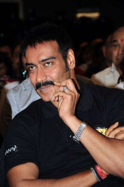 साल 2011 के टॉप एक्‍टर और एक्‍ट्रेस | जिन गीतों ने मचाया धमाल