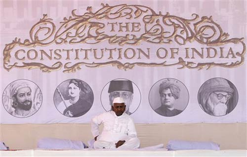 तस्‍वीरों में देखें मुंबई में अन्‍ना का अनशन  | मैं भी अन्‍ना...