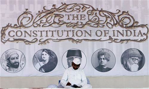 अन्‍ना हजारे ने तोड़ा अनशन | मुंबई में अनशन