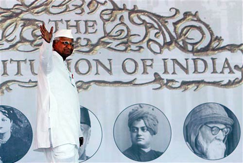 अन्‍ना हजारे ने तोड़ा अनशन | मुंबई में अनशन