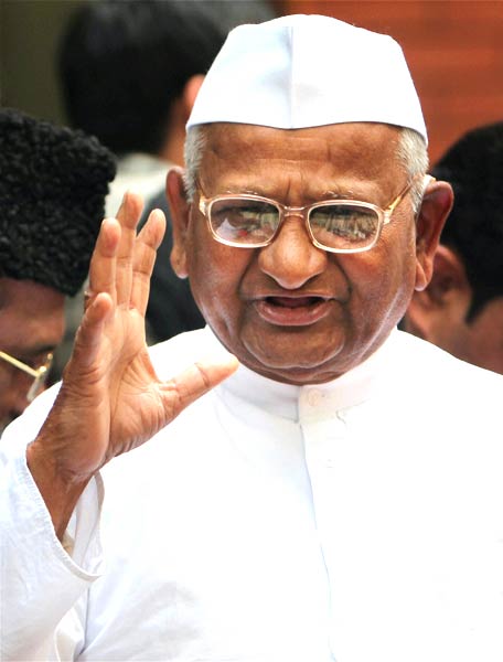 15 दिसंबर 2011: तस्वीरों में देखें दिनभर की बड़ी खबरें | पढ़ें