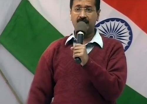 तस्‍वीरों में अन्‍ना का एक दिन का अनशन | जंतर-मंतर पर समर्थक