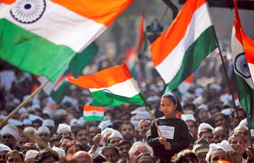 जंतर मंतर पर गूंजा, ‘साडा हक ऐथे रख’ | अन्‍ना का अनशन