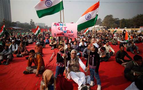 28 दिसंबर 2011: तस्‍वीरों में देखें दिनभर की बड़ी खबरें | पढ़ें