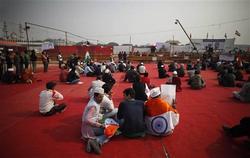 अन्‍ना हजारे ने तोड़ा अनशन | मुंबई में अनशन