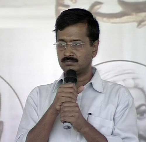 28 दिसंबर 2011: तस्‍वीरों में देखें दिनभर की बड़ी खबरें | पढ़ें