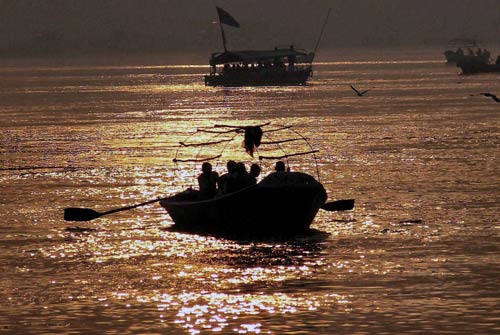 23 दिसंबर 2011: तस्वीरों में देखें दिनभर की बड़ी खबरें | पढ़ें