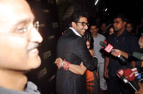 महबूब स्‍टूडियो में लगा सितारों का जमघट | जो बनाए मदहोश...