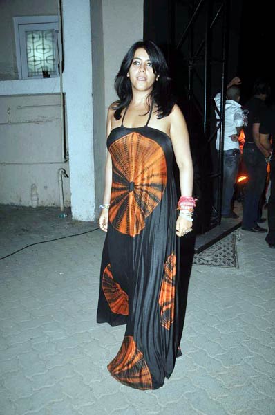 महबूब स्‍टूडियो में लगा सितारों का जमघट | जो बनाए मदहोश...