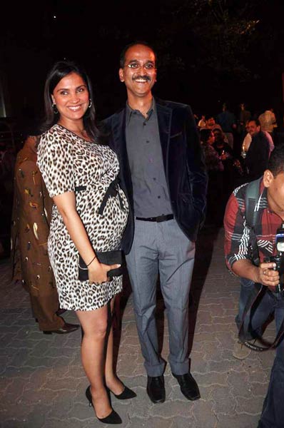 महबूब स्‍टूडियो में लगा सितारों का जमघट | जो बनाए मदहोश...