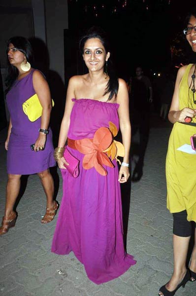 महबूब स्‍टूडियो में लगा सितारों का जमघट | जो बनाए मदहोश...