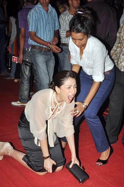 महबूब स्‍टूडियो में लगा सितारों का जमघट | जो बनाए मदहोश...