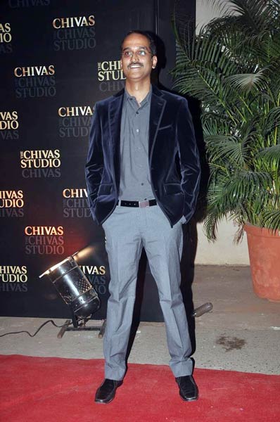 महबूब स्‍टूडियो में लगा सितारों का जमघट | जो बनाए मदहोश...