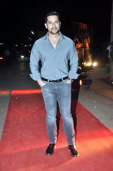 महबूब स्‍टूडियो में लगा सितारों का जमघट | जो बनाए मदहोश...