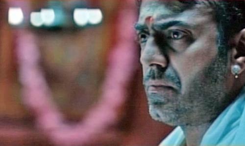 तस्वीरों में देखें सिनेमा जगत की दिनभर की खबरें