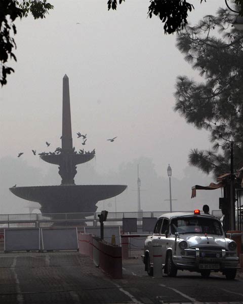 09 दिसंबर 2011: तस्वीरों में देखें दिनभर की बड़ी खबरें | पढ़ें