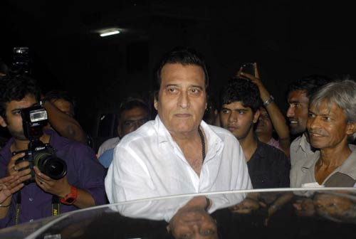 देव आनंद की श्रद्धांजलि सभा में उमड़ा बॉलीवुड