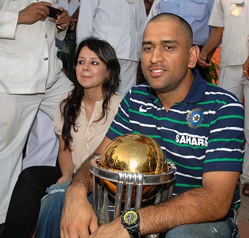 किक्रेट: 2011 में इनकी चमक ने जगमगाए स्‍टेडियम