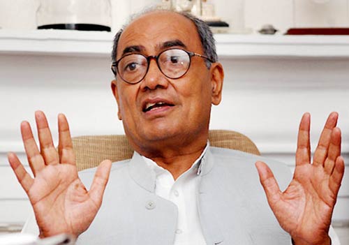 12 दिसंबर 2011: तस्वीरों में देखें दिनभर की बड़ी खबरें | पढ़ें